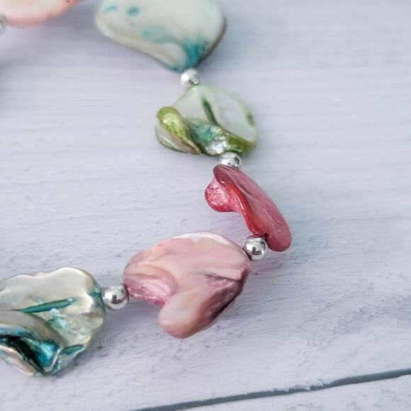 Vintage Stretch Bracelet Colorful Dyed Shell? - Picture 4 of 5